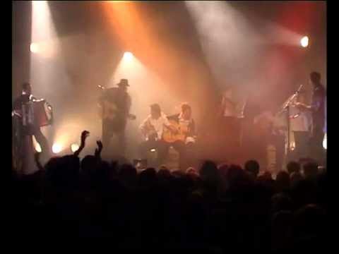 La Rue Ketanou - Famille Diab (Live)