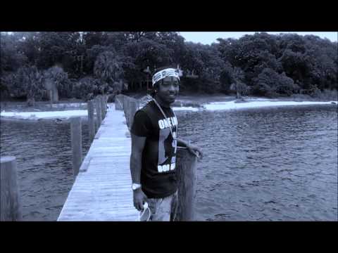 Chriss Kashh-Feel Me (Official Music Video)