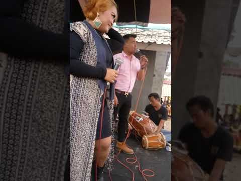 Bunga Pengantin Rizi ft Kaka live show in Purwakarta