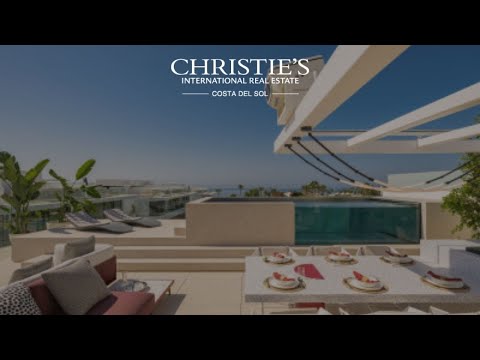 Exceptional property on the exclusive Golden Mile