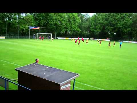 2012-05-19 RKSV de Ster Veteranen contra zonen