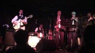 RAY BEADLE BAND WITH GUEST HORNS @ BRIDGE HOTEL - 5TH JUNE 2010: I Guess I Showed Her