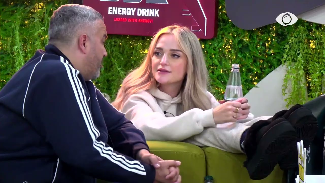 Si tregohet burrëria?/ Selin pyet Rogertin, banori: Hajde të…