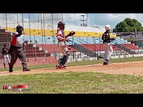 Lanzador de la EBM Altamira, Estheiner Vásquez, Estadio Heres de Ciudad Bolívar. 11/10/2025.