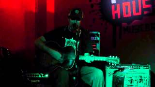 Scott H. Biram "I'm Troubled (Doc Watson)"  @ Madrid Fun House Bar 4 de Noviembre de 2012