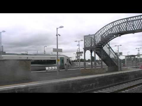 Irish Rail 22000 DMU passes Hazelhatch & Celbridge