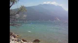 preview picture of video 'Riva del Garda beach (Spiaggia)'