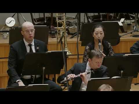 Wolfgang Amadeus Mozart: Piano Concerto no. 23 A-major. III movement. (Sten Heinoja, piano)