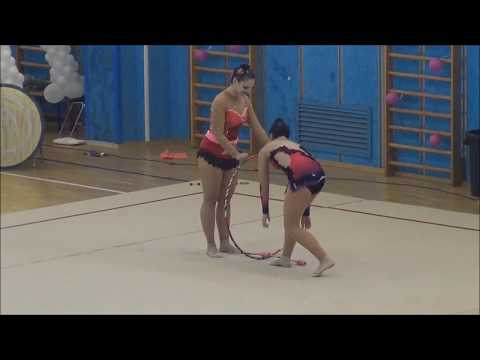 Coppia Cerchio e Clavette -- 10° saggio Ichnos Ritmica