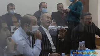 «Հանձնողներից մեկը դուք եք».թեժ լեզվակռիվ Ռ. Քոչարյանի և դատախազների միջև