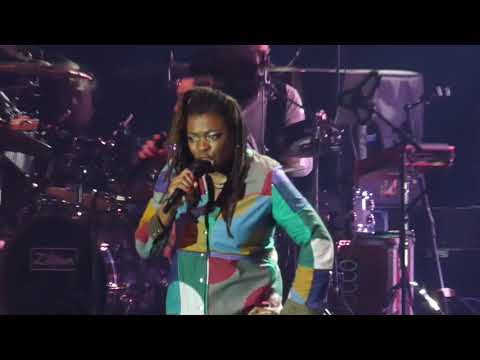 Princess Erika | Trop de bla bla (Paris - 2019)