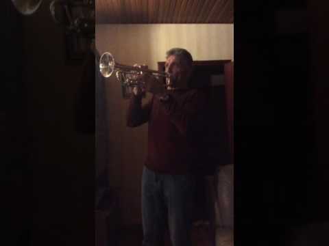 Mijn Vokke speelt trompet