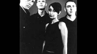 Echobelly - Strangely Drawn.wmv