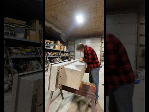 toolbox painted for my truck✅ #trending #toolbox #chevy #silverado #paint #timelapse #chevrolet #DIY