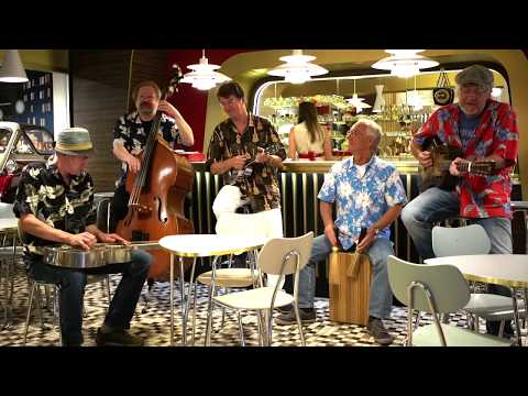 Front Porch Picking   Honolulu how do you do