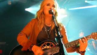 Melissa Etheridge at PC Richard 4/29/10 - The Wanting of You