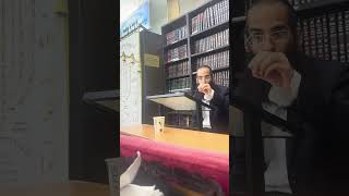 סוד החיים הרב מועלם (רדיו כל האמת) - התמונה מוצגת ישירות מתוך אתר האינטרנט יוטיוב. זכויות היוצרים בתמונה שייכות ליוצרה. קישור קרדיט למקור התוכן נמצא בתוך דף הסרטון