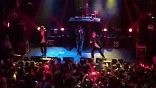 PORTA - BRUCE WAYNE / EQUILIBRIO TOUR 2017 / MONTEVIDEO MUSIC BOX - URUGUAY