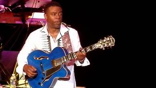 Norman Brown - "After The Storm", "Living For The Love Of You" Mix (LIVE) @ The Capital 2013.