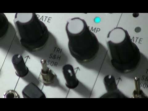 Retroaktiv HLFO Eurorack Module - Sample & Hold Patch 2