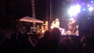 "The Revolution Starts Now", Steve Earle and the Dukes