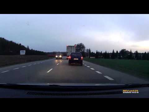 kierowcy-tego-passeratti-spieszylo-sie-bardziej