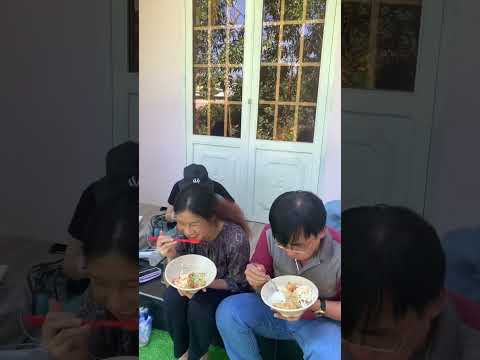 Bửa cơm trước khi bị chôn sống ( Hậu trường Phim : Nàng Thơ Quỷ Dữ.)