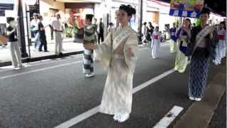 preview picture of video '十日町おおまつり 2012（十日町きもの女王が踊る「深雪甚句」）'