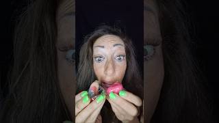 Download lagu ASMR FOOD EATING MUKBANG FRAGOLINA MORBIDOSO E SOFFICE UNA DELIZIA PER IL TUO PALATO mp3