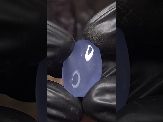 حجر عقيق سماوي طبيعي