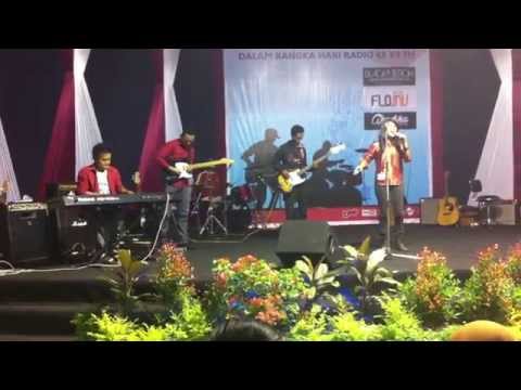 download lagu mp3 mp4 Zona Rossa Krew Kala Cinta Menggoda, download lagu Zona Rossa Krew Kala Cinta Menggoda gratis, unduh video klip Zona Rossa Krew Kala Cinta Menggoda