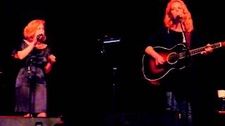 He Thinks He'll Keep Her - Mary Chapin Carpenter & Tift Merritt  - Enmore Theatre Sydney 27-8-2015
