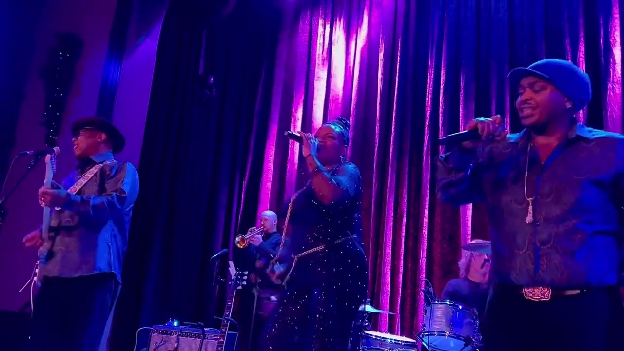 Promotional video thumbnail 8 for Dave Macklin Band