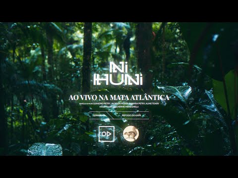 Família Ni Huni na Mata Atlântica