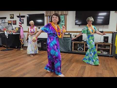 Amazing Trio - Somewhere Over the Rainbow Hula