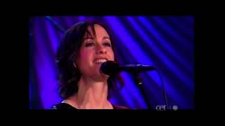 Alanis Morissette - Knees Of My Bees (Live at PBS Soundstage) (2004) [07/11]