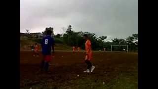 preview picture of video 'Lomba Sepak Bola Antar Kampung Sambut HUT RI Ke 69 Th di Desa Cikadu'