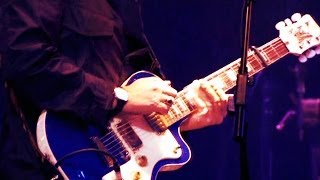 Chris Rea - The gREAtest guitar solos (Birmingham Symphony Hall)