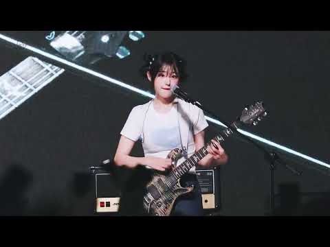 [4K] 250520 QWER(히나) - 별의 하모니(Harmony of stars) @서울시립대 | 대동제 SUNBURST |