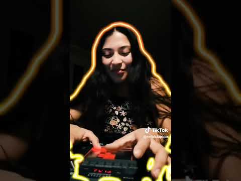 #femalebeatbox #beatbox #loopstation #nelbiclap