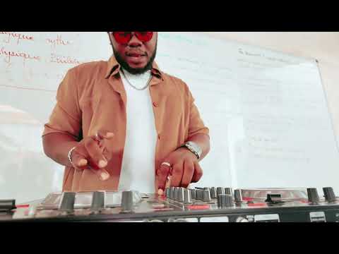 Random mix by famouz dj