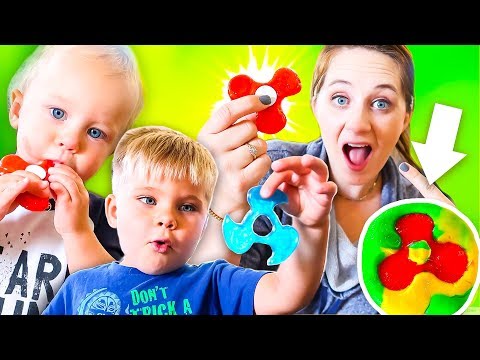 DIY CANDY FIDGET SPINNER MADE WITH PLAY-DOH! Video