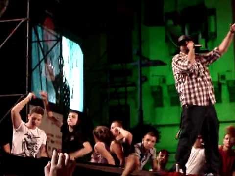 Music * RMA 2010 Deepside Deejays & Grasu XXL & Alex - Around The World (live, nu inregistrari tv)