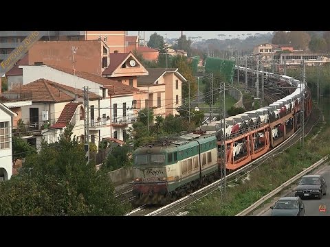 E.655 con bisarche a Monterotondo - E.655 with car transport wagons in Monterotondo
