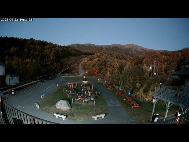 マウント・ワシントン・コグ鉄道 ベース駅（1869年開業の世界初の山岳登山鉄道で、歯車式）