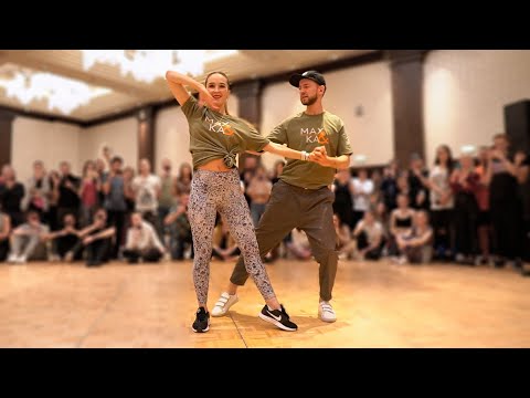 Jhonny Evidence & Marco Puma – Desnuda | Max & Kate