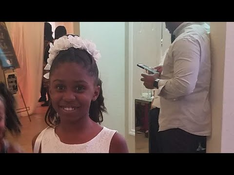 My Niece Raena Doing the Cake Off Challenge| Eating Show