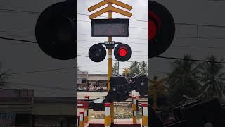 Download lagu suara konslet palang pintu kereta api rusak perlintasan ka cikoya #railway #railroadcrossing #krl mp3