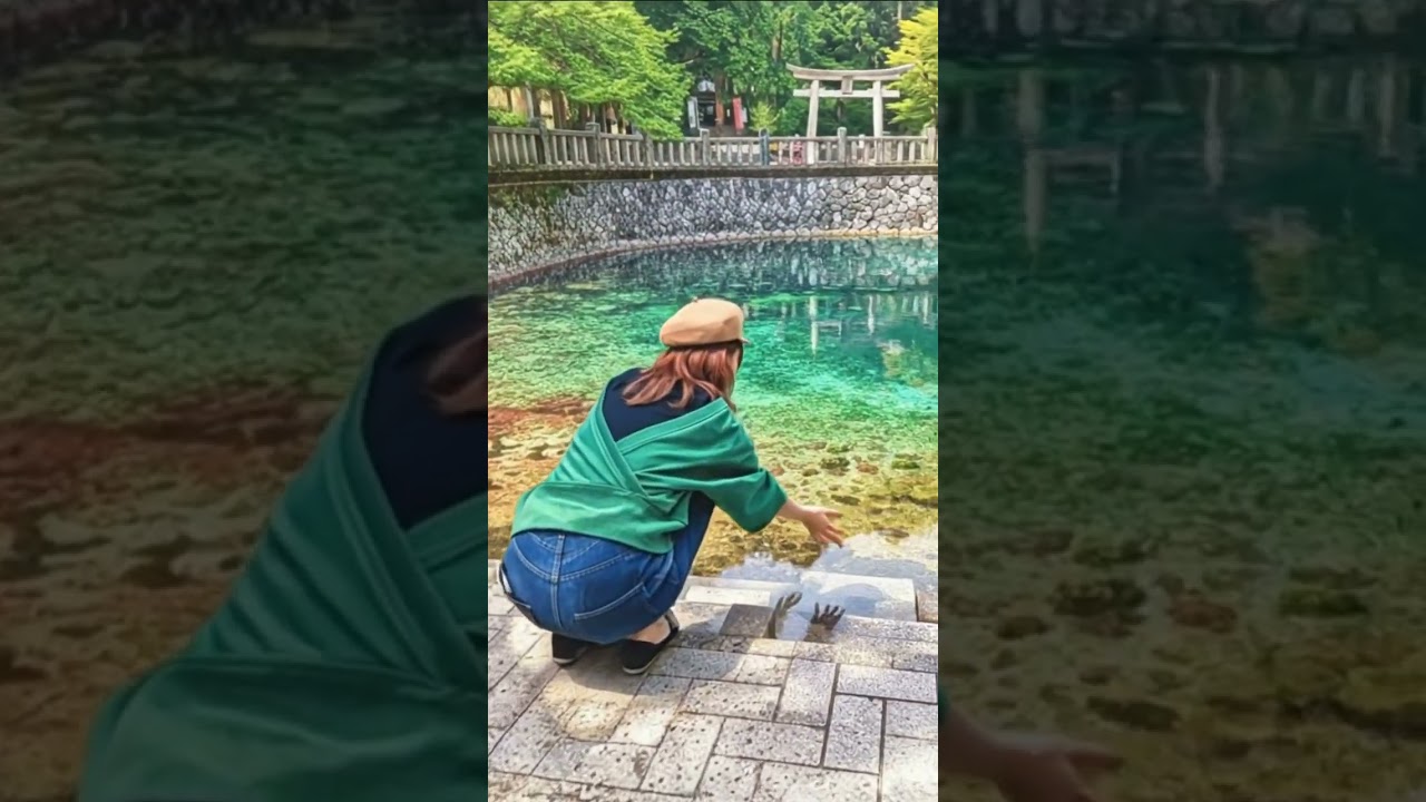 名水百選　別府弁天池