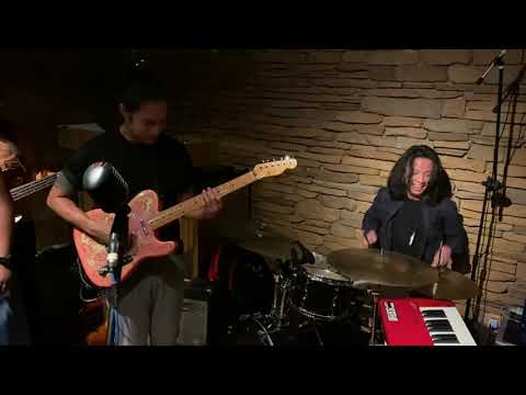 Ray Prasetya Quick Drum Solo with Greytown Brothers, Dikta - Higher Ground